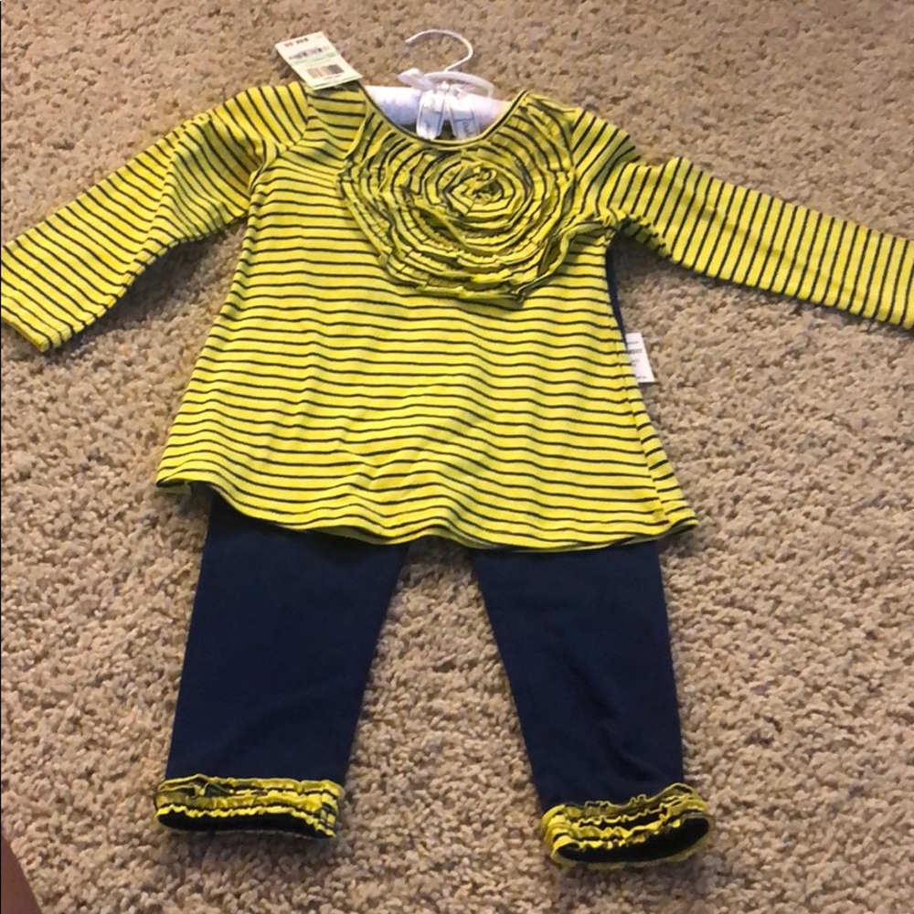 Brand new girls 2 piece outfit